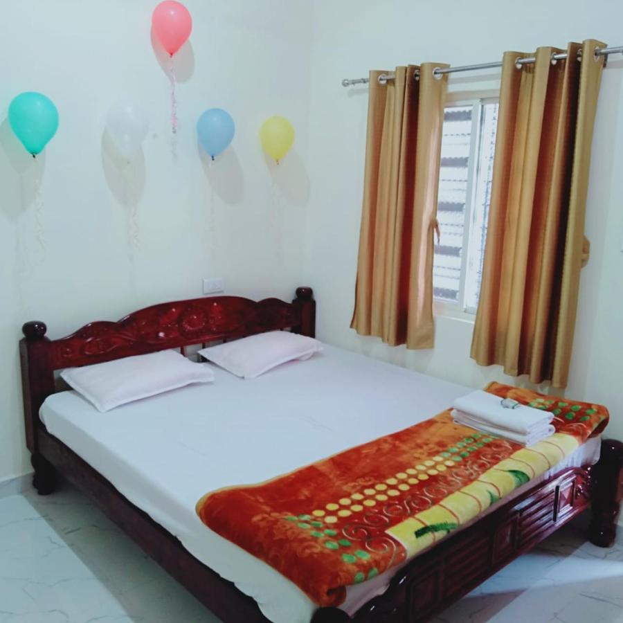 Veeru Homestay Hospet Exterior foto